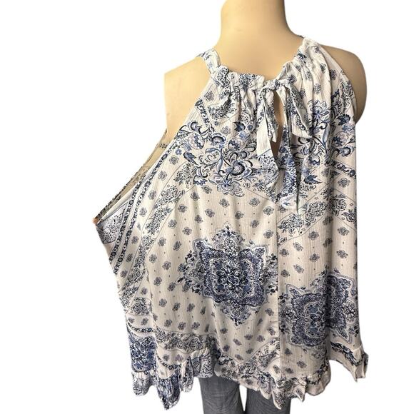 Maurices Beautiful Sleeveless Top Size 4X in Blue and White - Picture 5 of 13